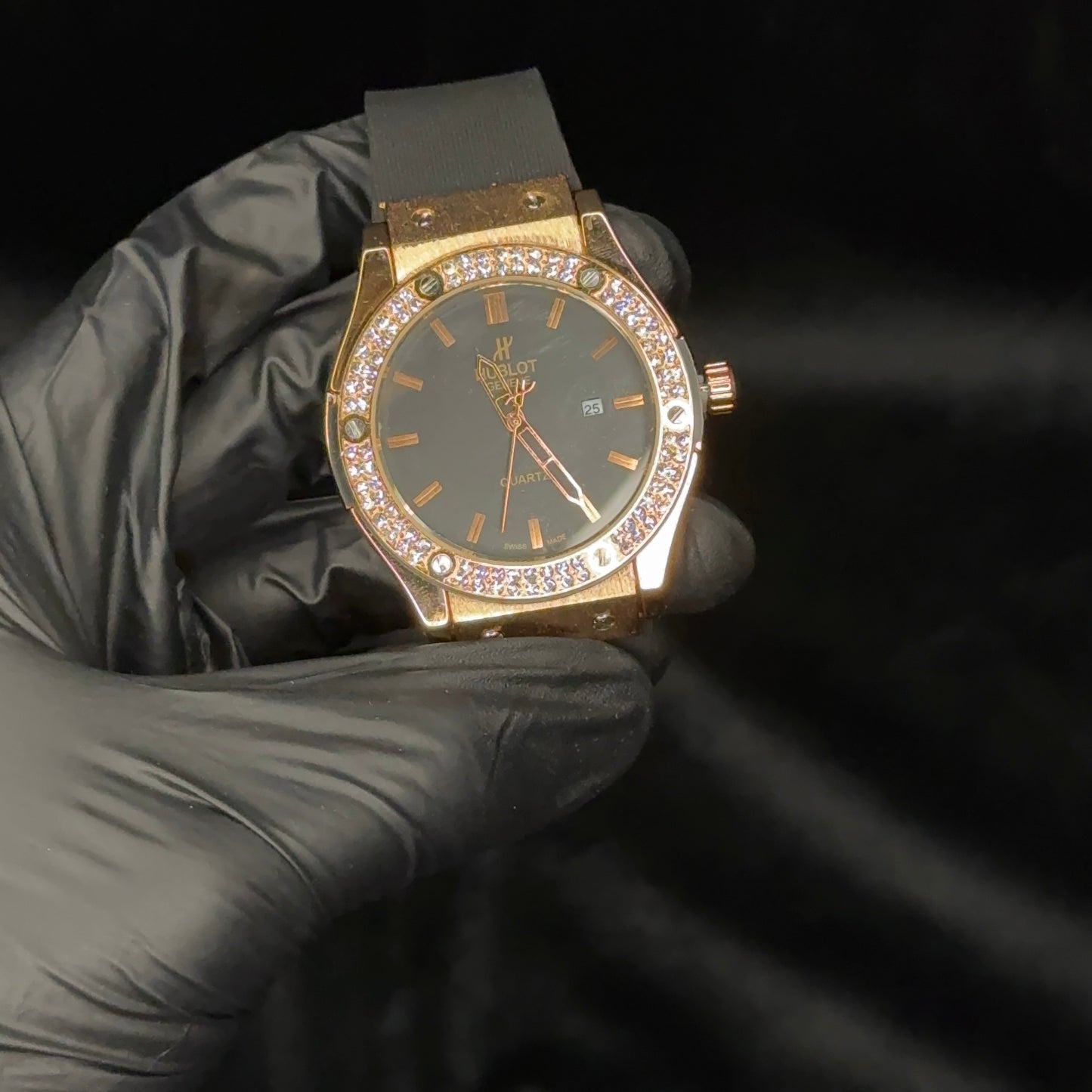Hublot Black Strap ā Diamond Dial Edition